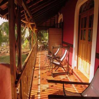 8 Bedroom Bungalow On The Beach In Baga, Goa, Goa 2